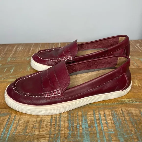 G.H.BASS &amp; CO Weejuns Weekend Penny Loafer Women’s Maroon size 7