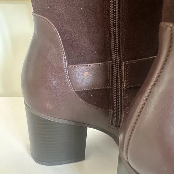 Giana Bernini Women’s Tall Heeled Boots Size 7.5 NEW‎ IN BOX