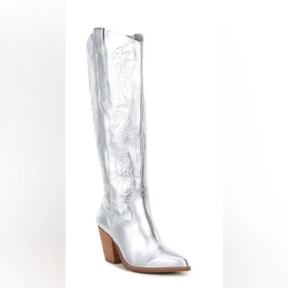 Gianni Bini NWT Leather Metallic  Silver Tall Boots Embroidered Western Cowgirl