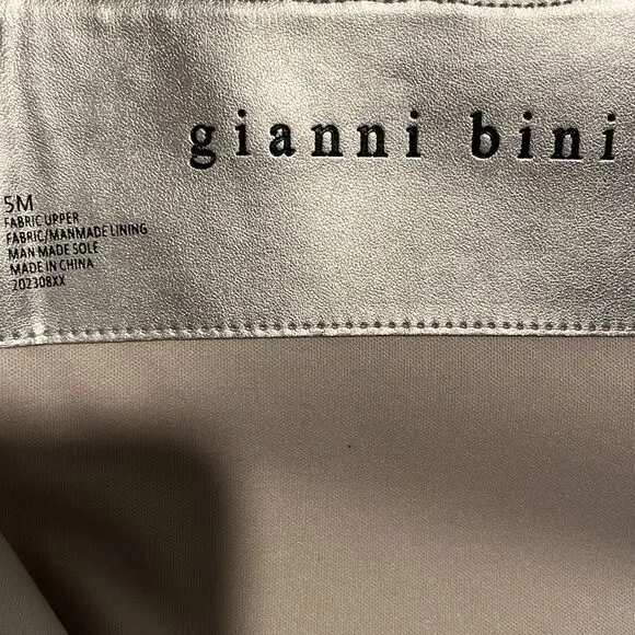 Gianni Bini Zander Rhinestone Flame Pointed Toe Tall Boots Size 5M