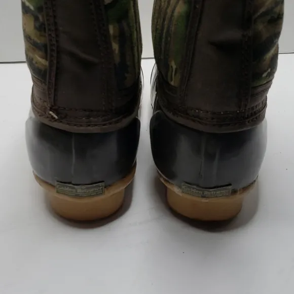 Golden Retriever Thinsulate Camo Duck Boots Sz. 6