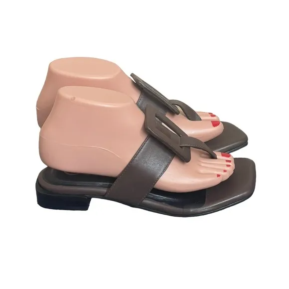 Golo Bocthong Flip flop in luggage brown sandals size 6.5