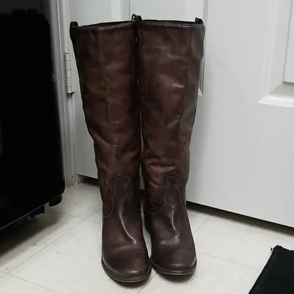 Gorgeous Distressed Leather Knee Boots