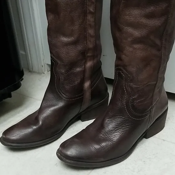 Gorgeous Distressed Leather Knee Boots
