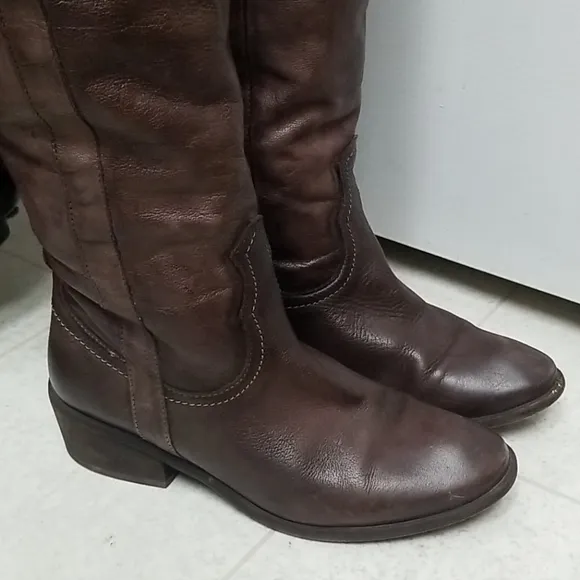 Gorgeous Distressed Leather Knee Boots