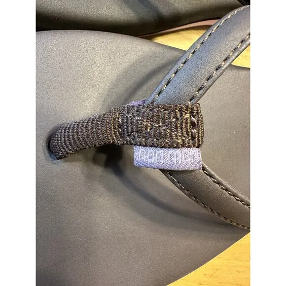 Hari Mari Womans Filp Flops Gray With Purple Trim Sz 7 Thong New