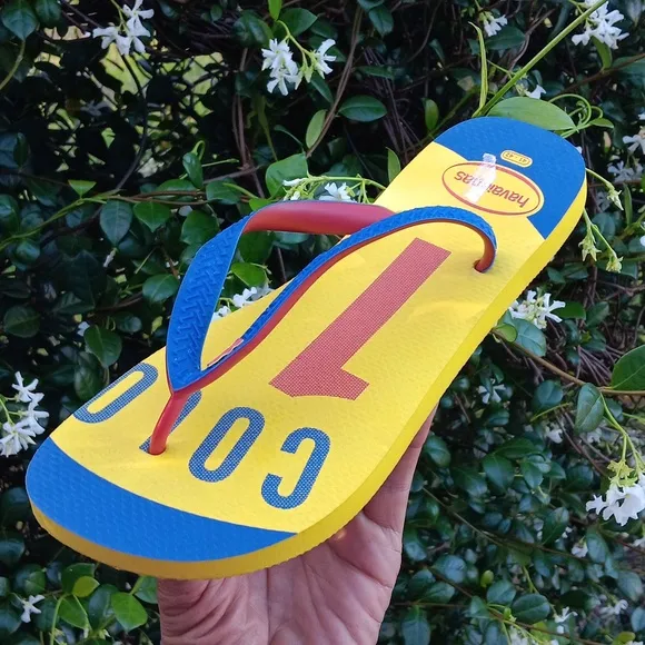 HAVAIANAS UNISEX TEAM III COLUMBIA SANDALS( Unisex)