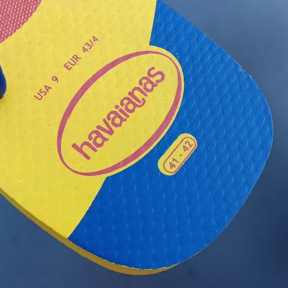 HAVAIANAS UNISEX TEAM III COLUMBIA SANDALS( Unisex)