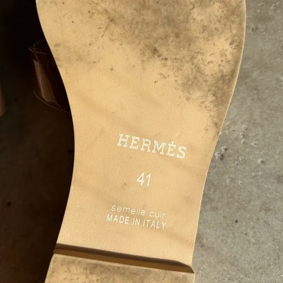 HERMÉS ORAN Tan Leather Sandals- size 41