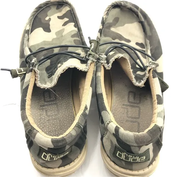 Hey Dude Shoes Mens Size 7 Wally Sox Slip-On Lightweight Breathable Loafer Camo