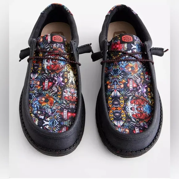 Hey Dude Wally Walls Art Shoes 10 M