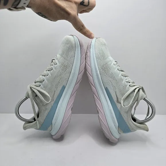 Hoka | Mach pastel blue purple sporty lightweight running sneakers | WMS 7.5