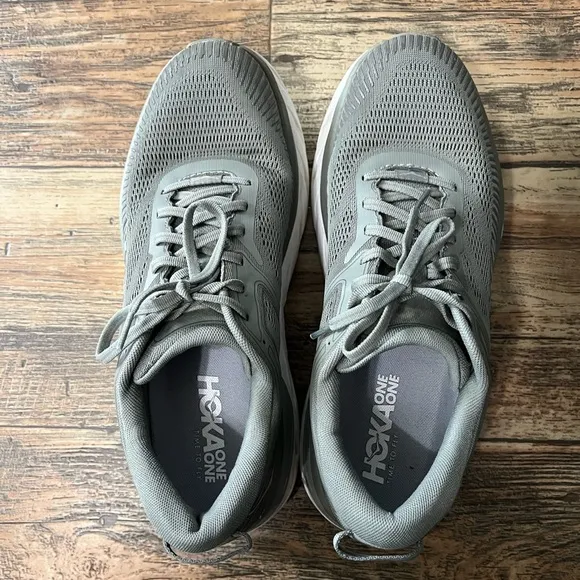 HOKA Men’s Bondi 7 shoes in olive Haze/White size 11.5