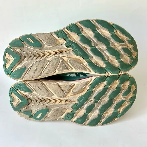 Hoka One One Clifton 8 Aquarelle / Eggshell Blue Red Women's Size 9.5