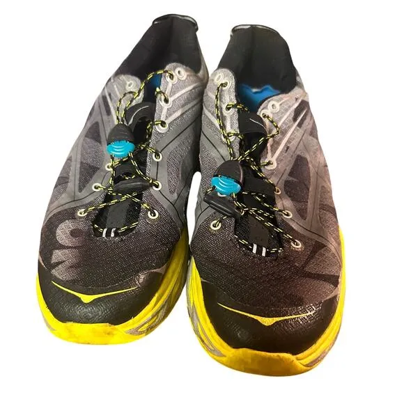 Hoka One One Huaka Road Running Shoes, size 9.5
