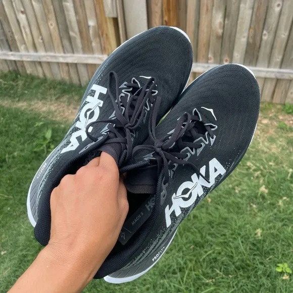 Hoka One One Men’s Mach 5 Black Athletic Running Shoes Sz 12D F27223G