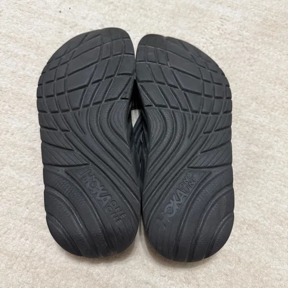 Hoka One One Ora Recovery Flip Flops Men's Size 13 Black Sandals