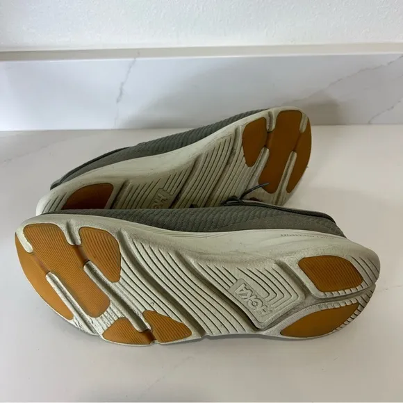 HOKA Solimar Mens Running Shoes Olive Green Lightweight Athletic Size 11