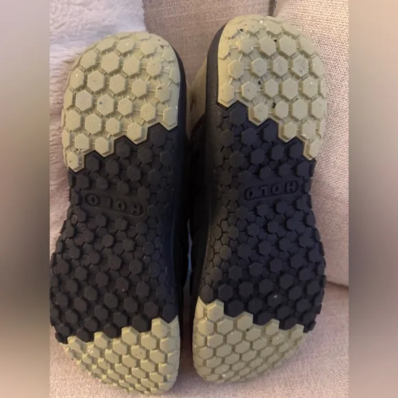 HOLO ECO Quilted Slip on Credimus Shoes - Men's Size 12. Gently Used.