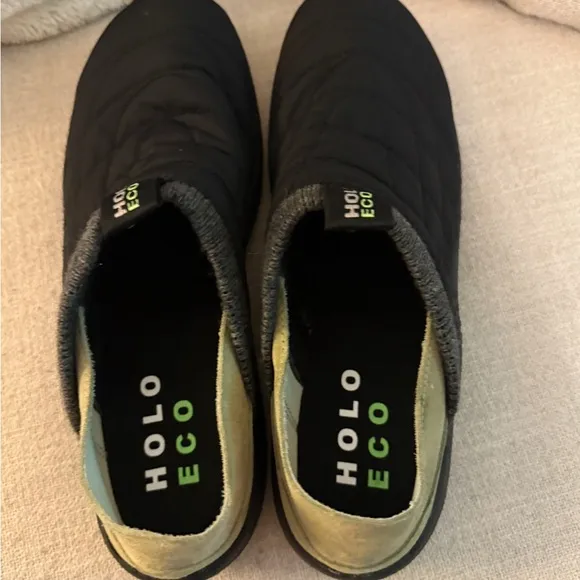 HOLO ECO Quilted Slip on Credimus Shoes - Men's Size 12. Gently Used.