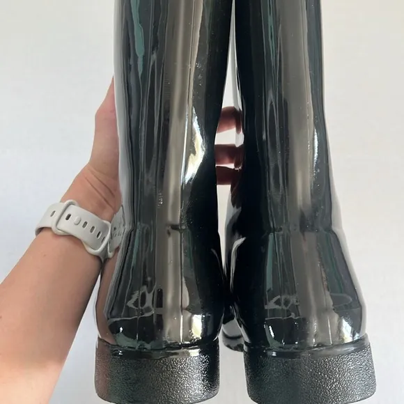 Hunter Black Glossy Tall Women Rain Boots Size 7 EUC