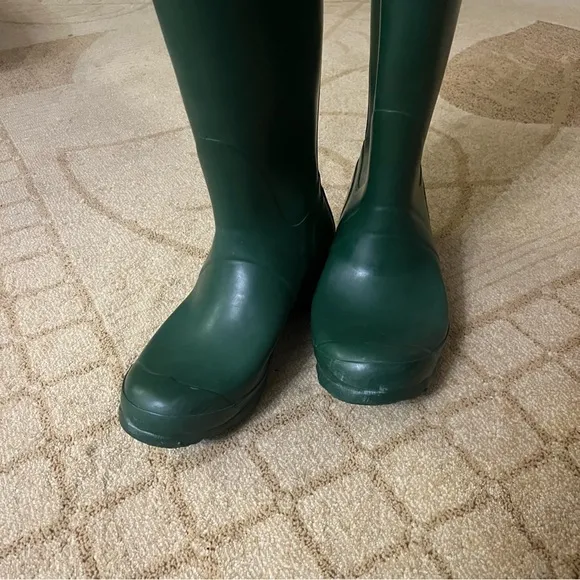 Hunter Green Rain Boots Size 7