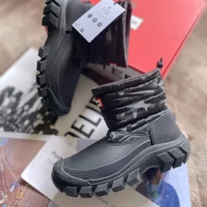 Hunter Intrepid Insulated Camo Short Snow Boots