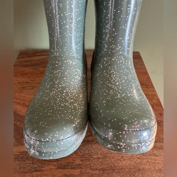 HUNTER Kids Original Giant Green Glitter Rain Boots Sz 1B / 2G