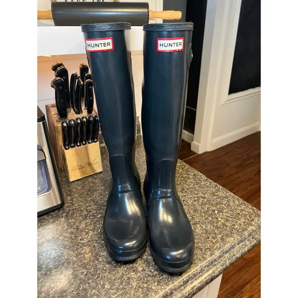 Hunter Navy Gloss Tall Boots with Boots Socks