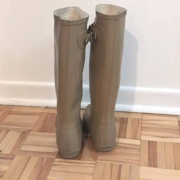 Hunter original tall rain boots size 5