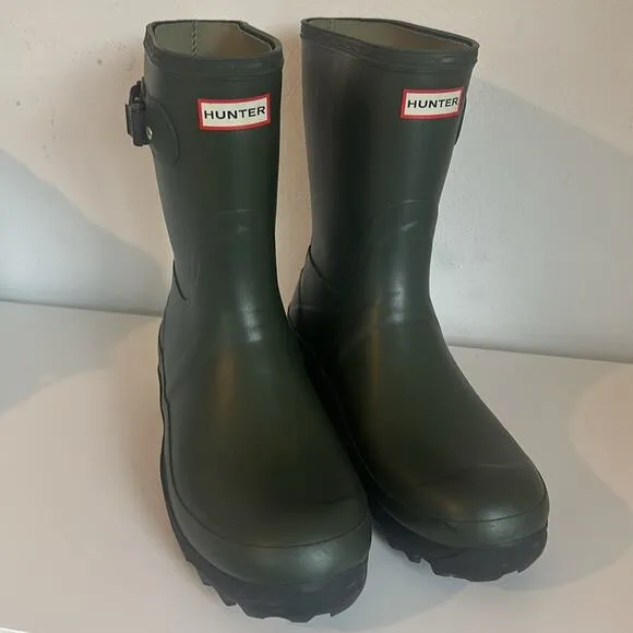 Hunter Snow Short Boot - Men's Sz 13 New Never used winter boots