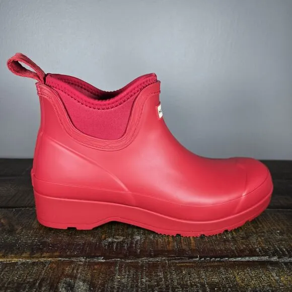Hunter Waterproof Chelsea Womens Size 7 Short Rain Boots Waterproof Red