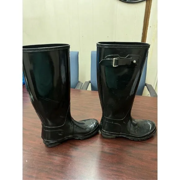 Hunter Women Black Tall Gloss Boots Size 7
