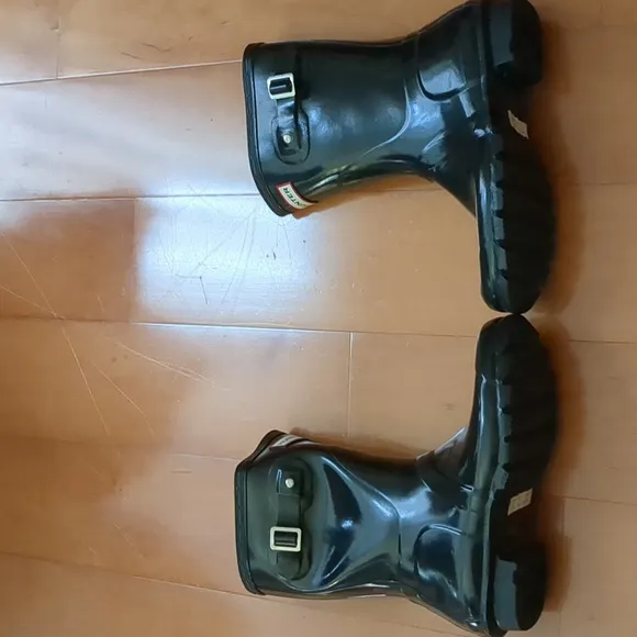 Hunter Women's Original Short Rain Boots with Boot Fleece Socks