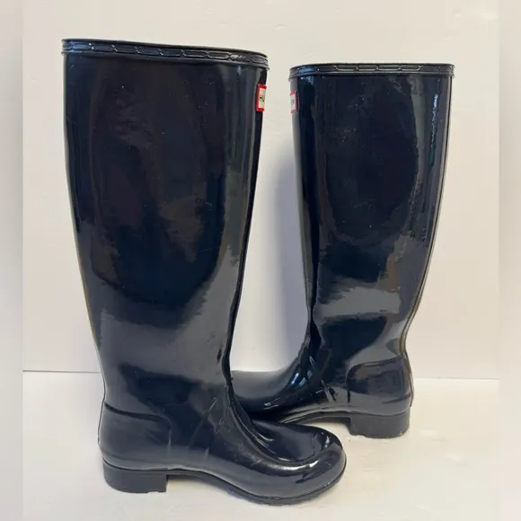Hunter Women's Original Tall Gloss Rain Boots Navy