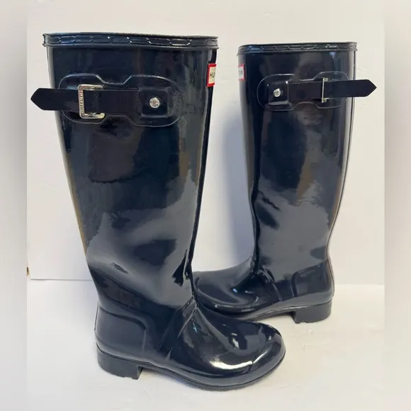 Hunter Women's Original Tall Gloss Rain Boots Navy