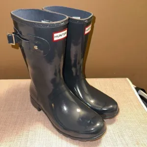 Hunter Womens Original Tour Short Gloss Rain Boots Charcoal Gray Color Size 9
