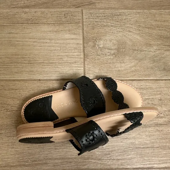 Jack Rogers Black and Cream Scalloped Sandals