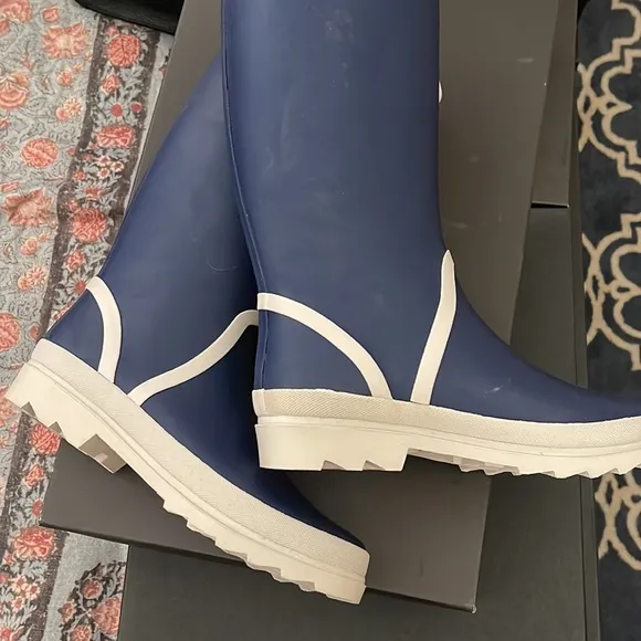 J.Crew Tall lug-sole rain boots BA185