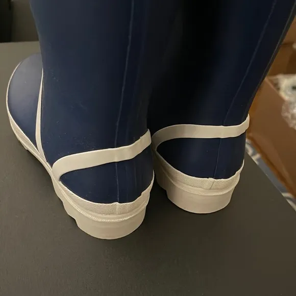 J.Crew Tall lug-sole rain boots BA185