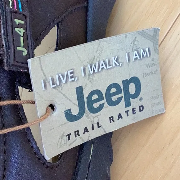 Jeep J-41 shoes, women’s size 9.5