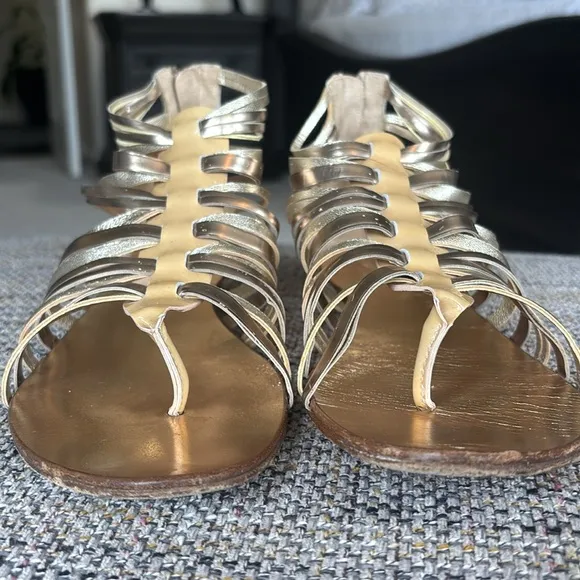 Jimmy Choo Chaya Nude patent leather and gold gladiator sandal size 36.5