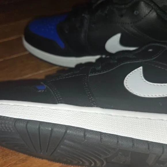 Jordan Kids' Grade School Air Jordan 1 Low Basketball Shoes Sz 7Y