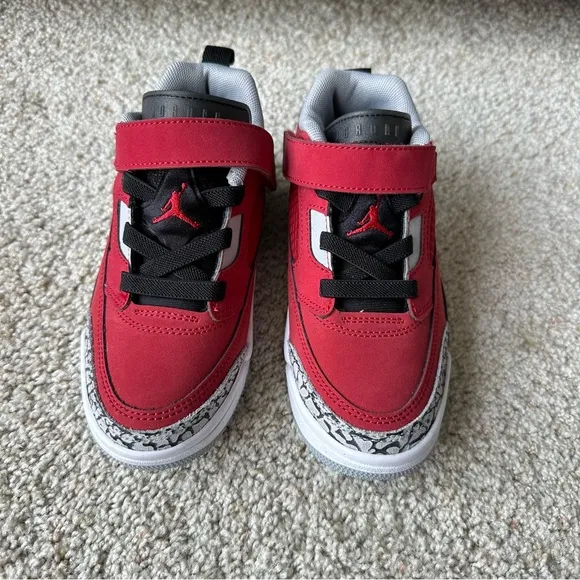 JORDAN SPIZIKE LOW KIDS SHOES