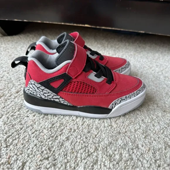 JORDAN SPIZIKE LOW KIDS SHOES