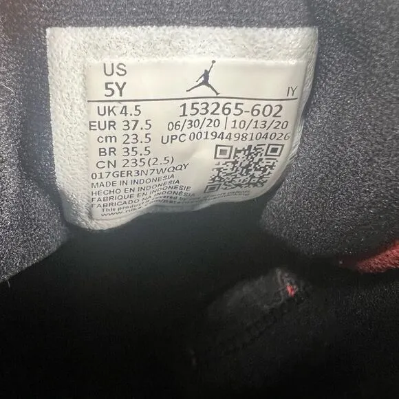 Jordan 12 Retro Reverse Flu Game‎ 2020 size 5y kids  153265 602