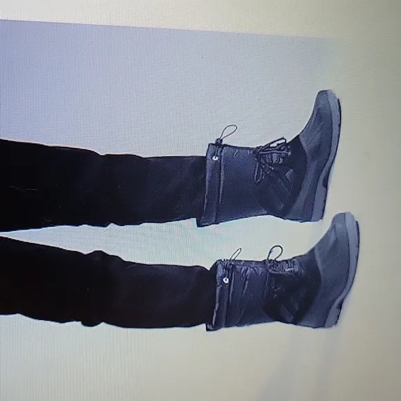 Jousen black winter snow boots waterproof lightweight nylon AMY693 Size 8 NEW…