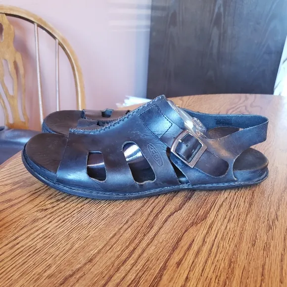 Keen Black Leather Sandals Gladiator Comfort 10.5