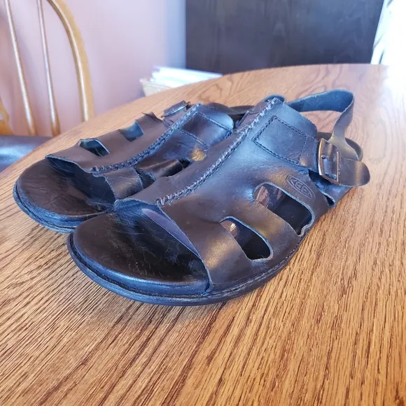 Keen Black Leather Sandals Gladiator Comfort 10.5
