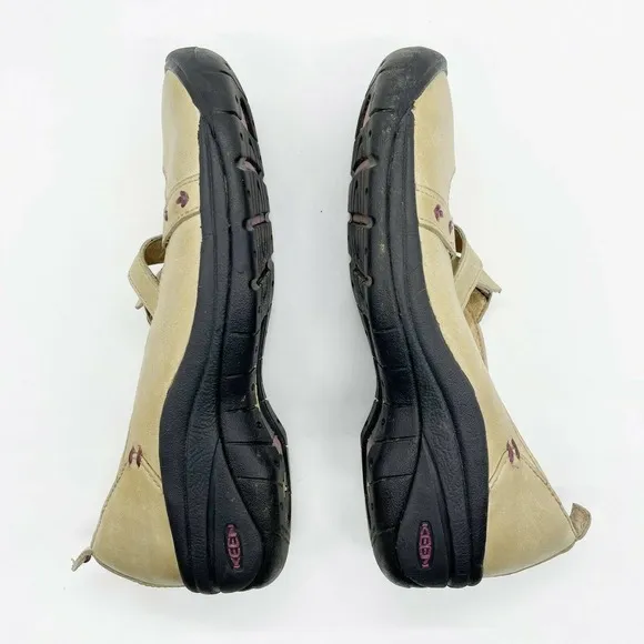 Keen Embroidered Mary Janes Shoes Sz 7.5 Off White Leather Criss Cross Strap